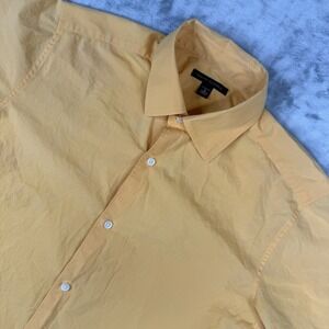 Banana Republic Men's Short Sleeve Button-Down Shirt Size M Orange